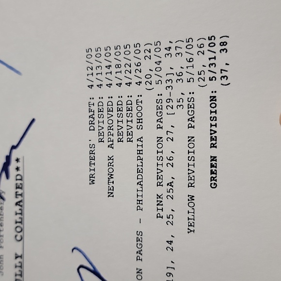 Autographed Always sunny in Philadelphia script - Picture 7 of 8